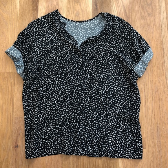 Musical notes cotton button-up tee - Picture 5 of 5